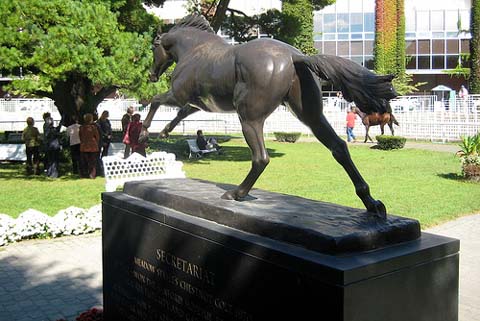 NY - Long Island: Belmont Park - Secretariat Statue.